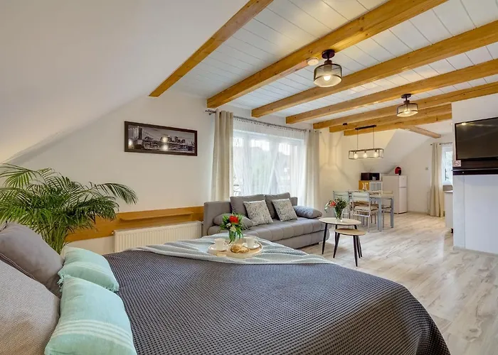 Goscinne Mena Alloggio in famiglia *